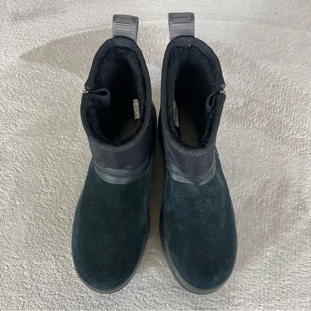 UGG Classic Tech Mini Women's Weather Boots‎ Size 8 Black Suede Waterproof